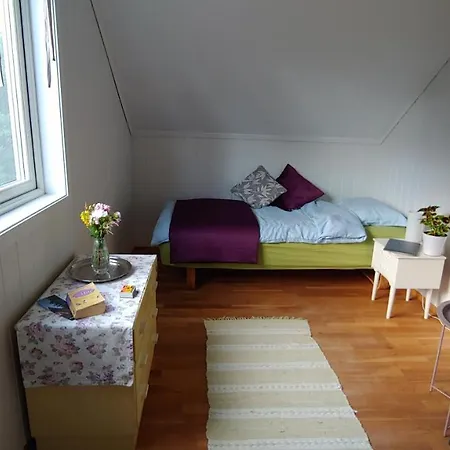 Glitretind Homestay * Андебу